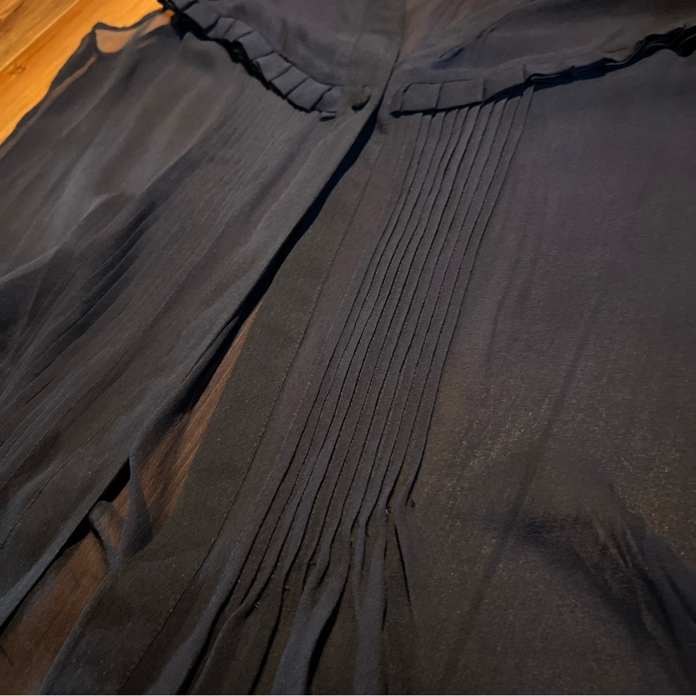 Paper Crane Polyester Tank & Olivia Moon Sheer Silk Sleeveless Blouse - Navy- L - Picture 7 of 13